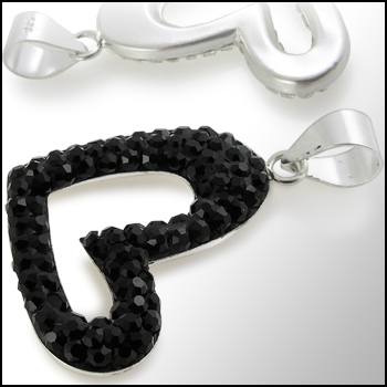 Stříbrný přívěsek Srdce Black