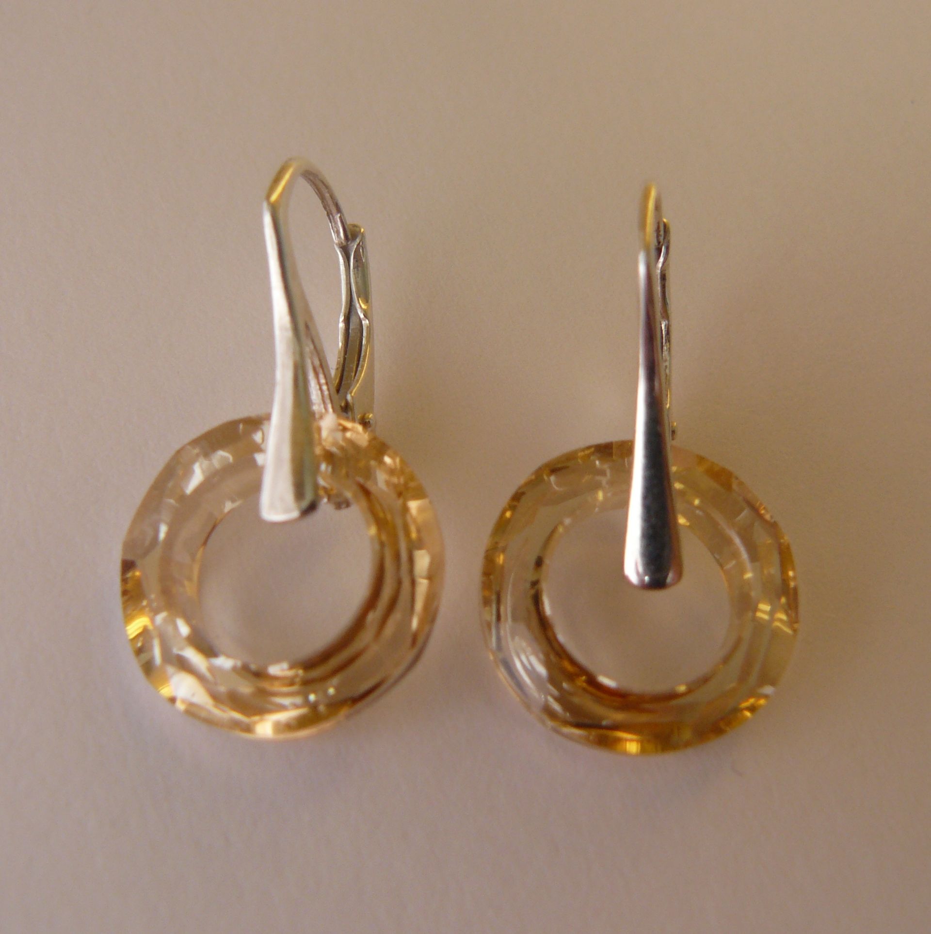 RING stříbrné náušnice Golden Shadow